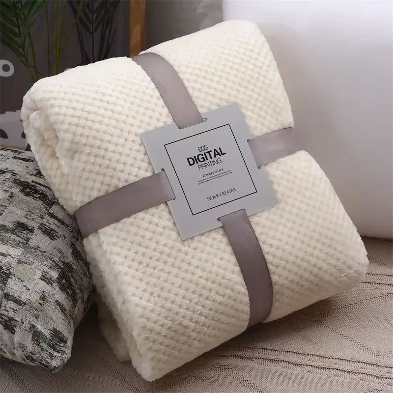 Fluffy Coral Velvet Blanket Flannel Plush Comfortable Thickened and Warm Soft Sofa Throw Blanket for Air-Conditioned Room Luxury - Puck's