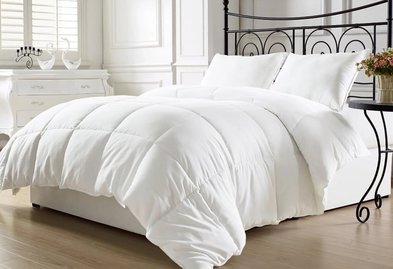 White Polyester down Alternative Comforter, Twin-Xl