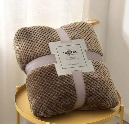 Cozy Coral Fleece Sofa Blanket - Puck's