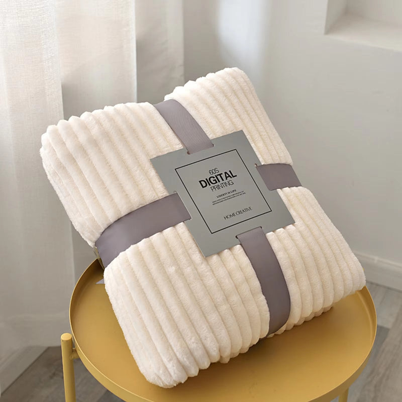 Warm Soft Flannel Bedspread Hugging Blanket Suitable for Sofa Bed Coral Fluffy Blankets Home Textile Sofa Throw Blanket 100X70Cm - Puck's