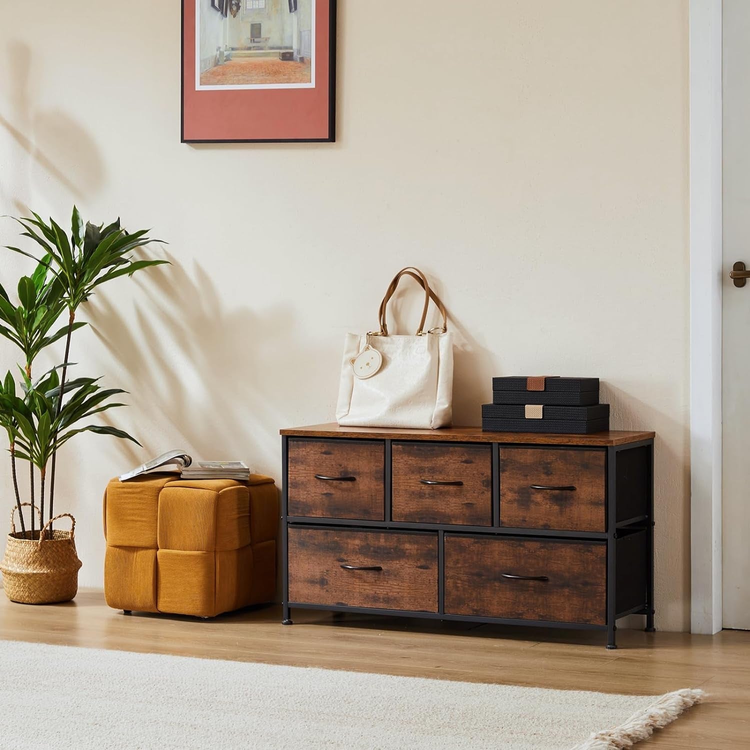 Dresser for Bedroom with 5 Drawers and Organizers - Puck's