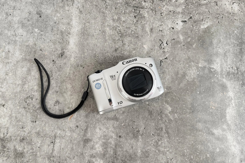 Digital Camera Canon Powershot SX160 IS Silver / Vintage Digital Camera / Canon Cameras - Puck's