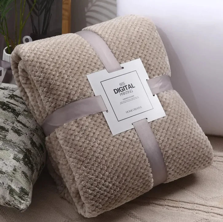 Cozy Coral Fleece Sofa Blanket - Puck's