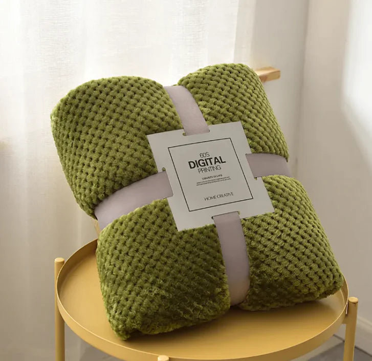 Cozy Coral Fleece Sofa Blanket - Puck's
