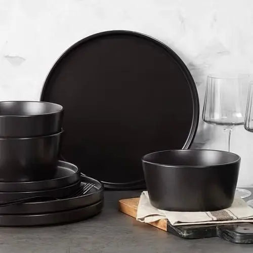 16-Piece Stoneware Dinnerware Set in Matte Black - Service for 4 - Puck's