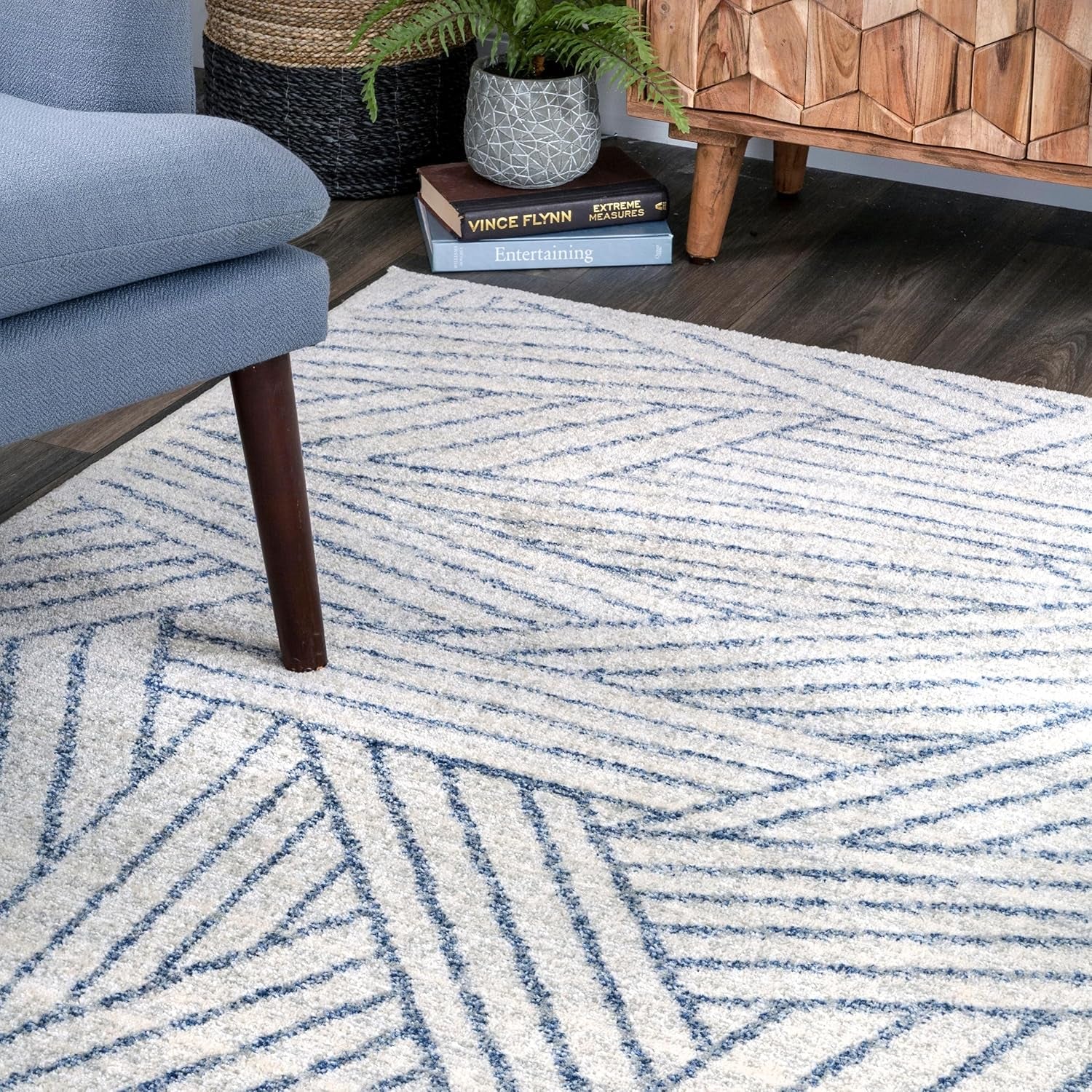 Contemporary Striped Blanca Area Rug, 5X8, Blue - Puck's