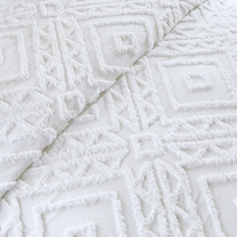 3-Piece White Chenille Duvet Cover Set, Full/Queen - Puck's