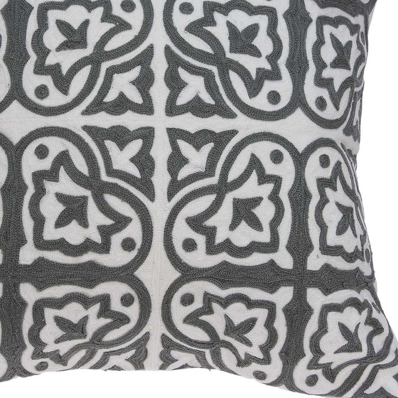 20" X 7" X 20" Traditional Gray And White Cotton Pillow Cover With Poly Insert-6