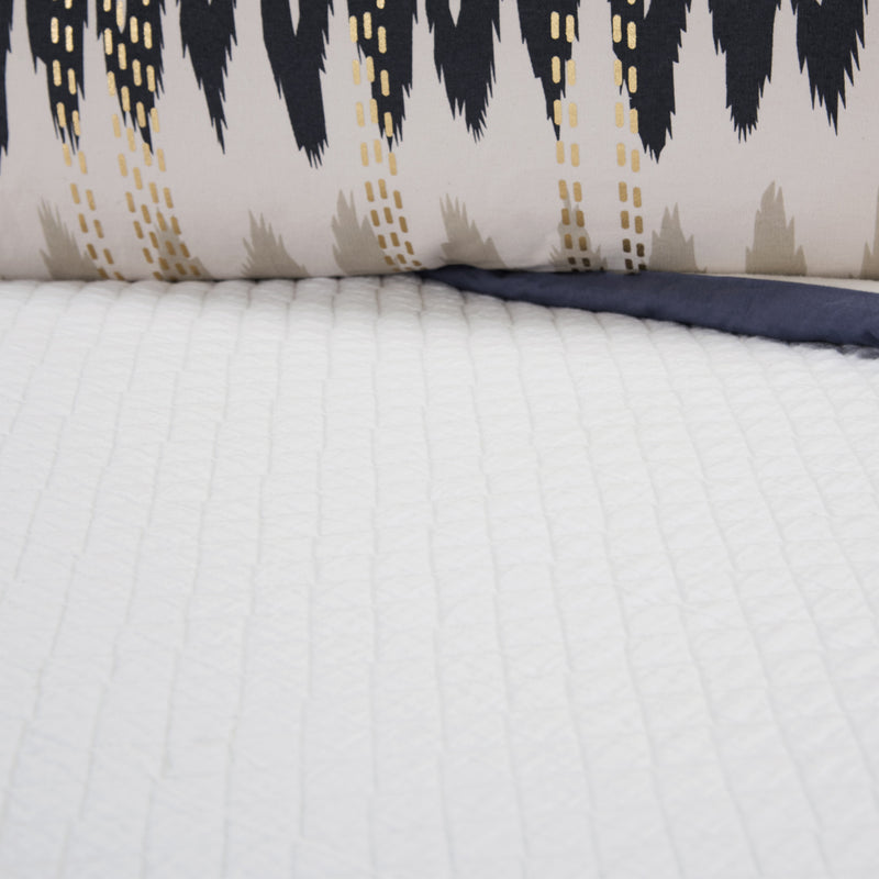 White Checkered King Quilt-2