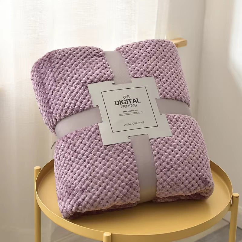 Fluffy Coral Velvet Blanket Flannel Plush Comfortable Thickened and Warm Soft Sofa Throw Blanket for Air-Conditioned Room Luxury - Puck's
