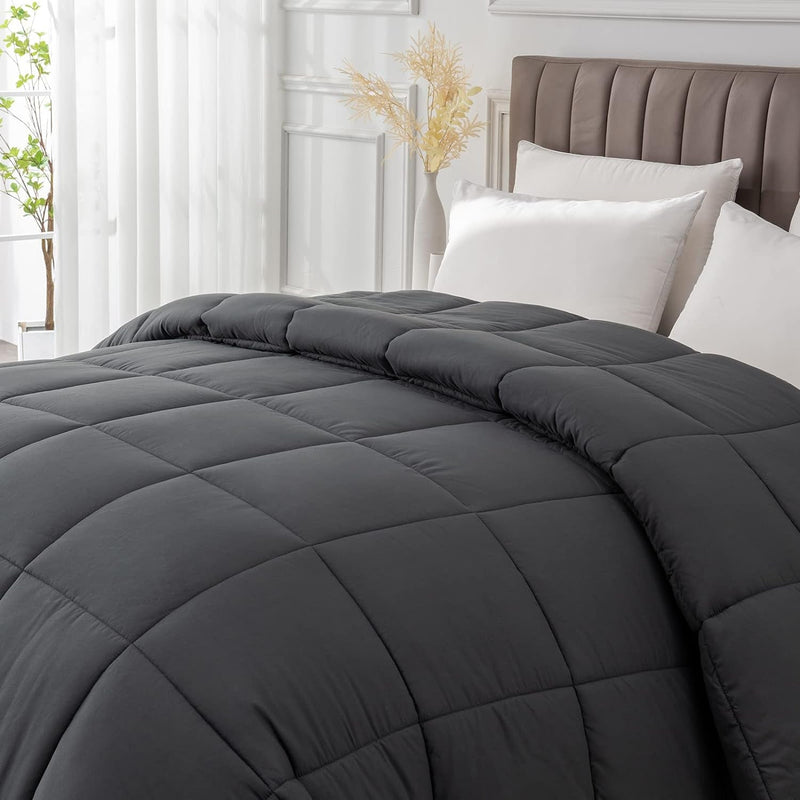 California King Comforter Duvet Insert - All Season Dark Grey Comforters Cal King - Quilted down Alternative Bedding Comforter with Corner Tabs - Winter Summer Fluffy Soft - Machine Washable - Puck's