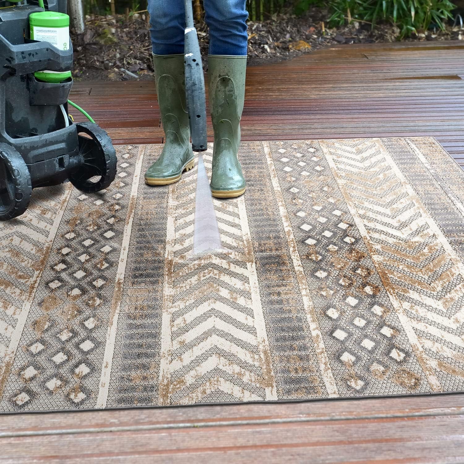 Distressed Geometric Indoor/Outdoor Runner Rug 2' X 7' Beige - Puck's