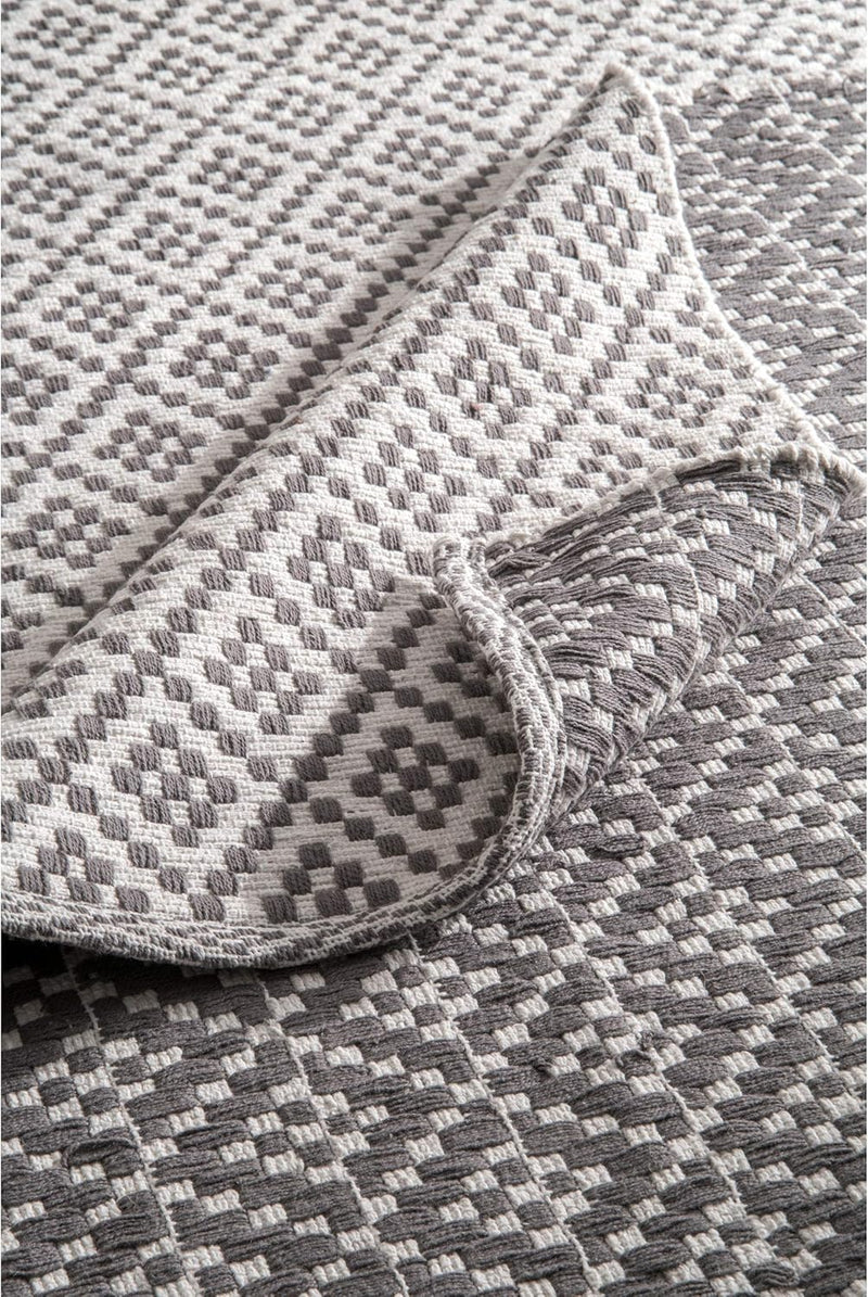 Hand Loomed Holcombe Area Rug, 5X8, Gray - Puck's