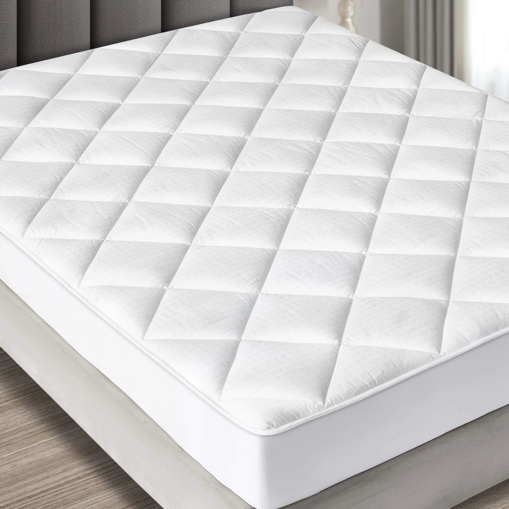 Twin XL Size Mattress Pad - Luxurious Cotton Sateen Mattress Protector - Soft, Comfortable, and Breatheable Mattress Cover - Mattress Pad Protects Mattress from Dust, Dirt, Spills, and Stains.