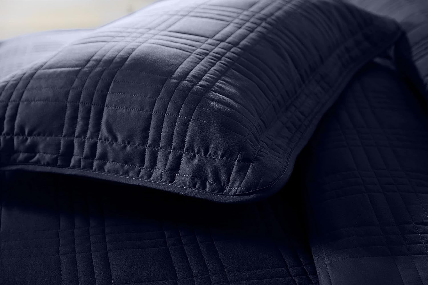 Kingston Queen Size Bedspread Set, 3-Piece Navy Oversized Quilted Microfiber Lightweight Bedspread Coverlet (100"X106") for All Seasons - Puck's