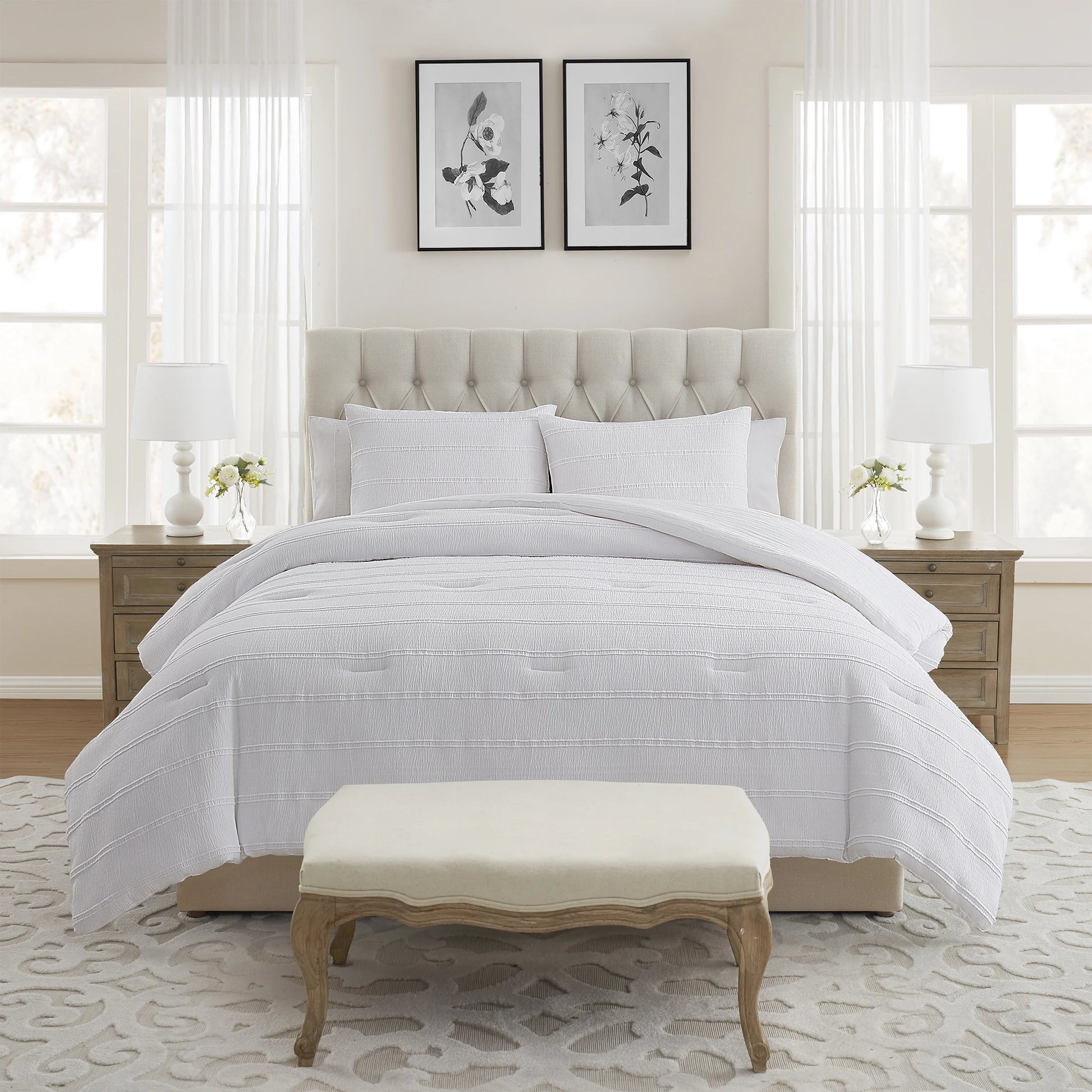 Evelyn 2-Piece Bright White Seersucker Comforter Set, Twin/Twin XL