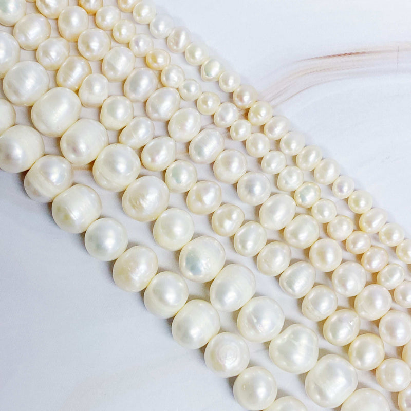 Clover Clasp Genuine Pearl Necklace - Puck's