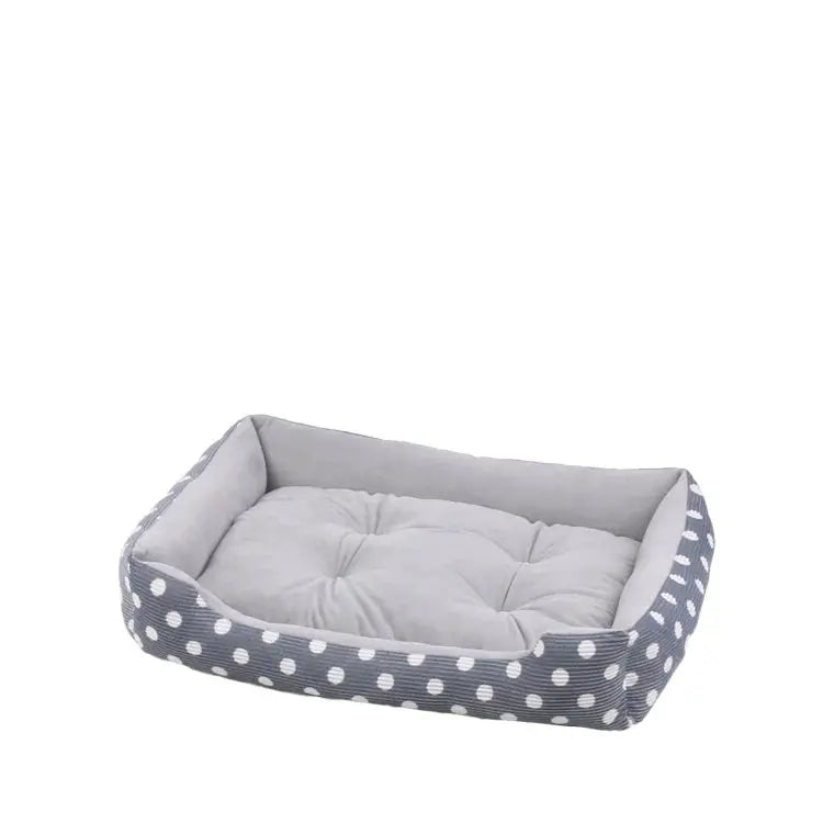 All-Season Comfort Dog Bed - Puck's
