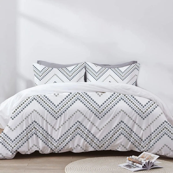 Azura - 3 Piece Crewel Embroidered Duvet Set | Linen Cotton Mix | - Puck's