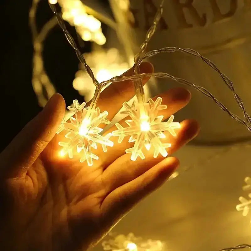 Battery Powered LED Lights - Puck's