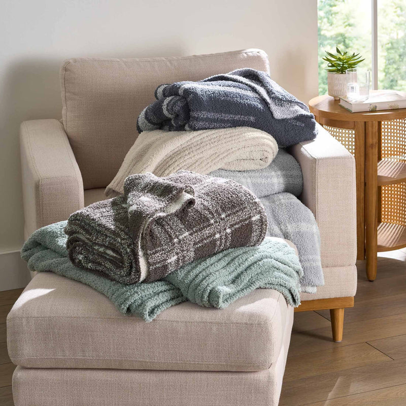Better Homes and Gardens Beige Cozy Knit Throw, 50" X 72" - Puck's