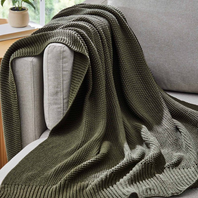 Better Homes and Gardens, Chunky Knit Deep Green Throw, Cotton-Blend, 50"X60", 2.3 LB, All Ages - Puck's