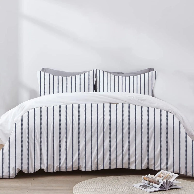 Daphne - 3 Piece Crewel Embroidered Duvet Set | Linen Cotton Mix | - Puck's