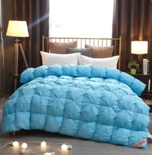 Elegant Luxe Goose Down Quilt: Quilted Cotton Comforter - Puck's