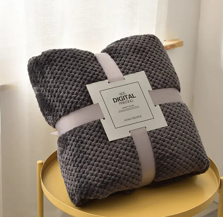 Cozy Coral Fleece Sofa Blanket - Puck's