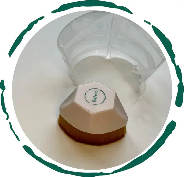 Foundation Makeup Brush - Puck's