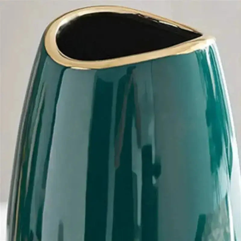 Green Ceramic Vase - Puck's