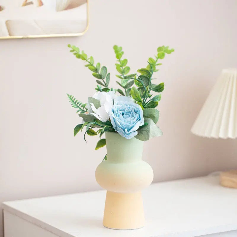 Handmade Ceramic Gradient Vase, Dopamine Geometric Matte Flower - Puck's