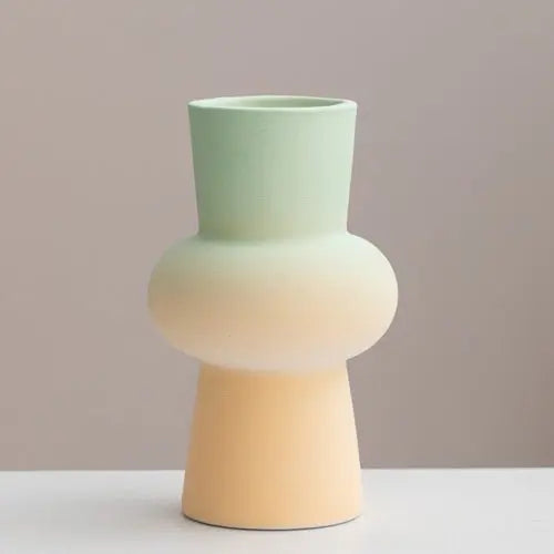 Handmade Ceramic Gradient Vase, Dopamine Geometric Matte Flower - Puck's