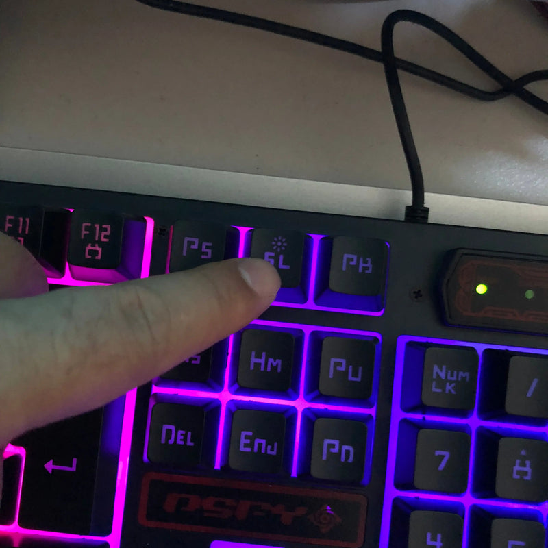 Light Keyboard - Puck's