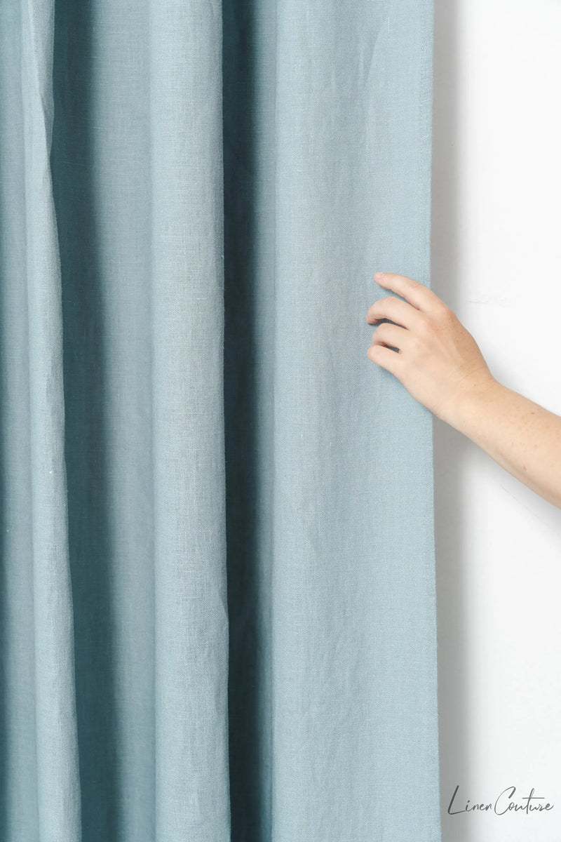 Linen curtain with multifunctional heading tape - Puck's