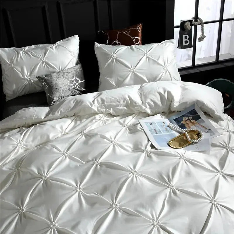 Luxury Silk Bedding Set - Puck's