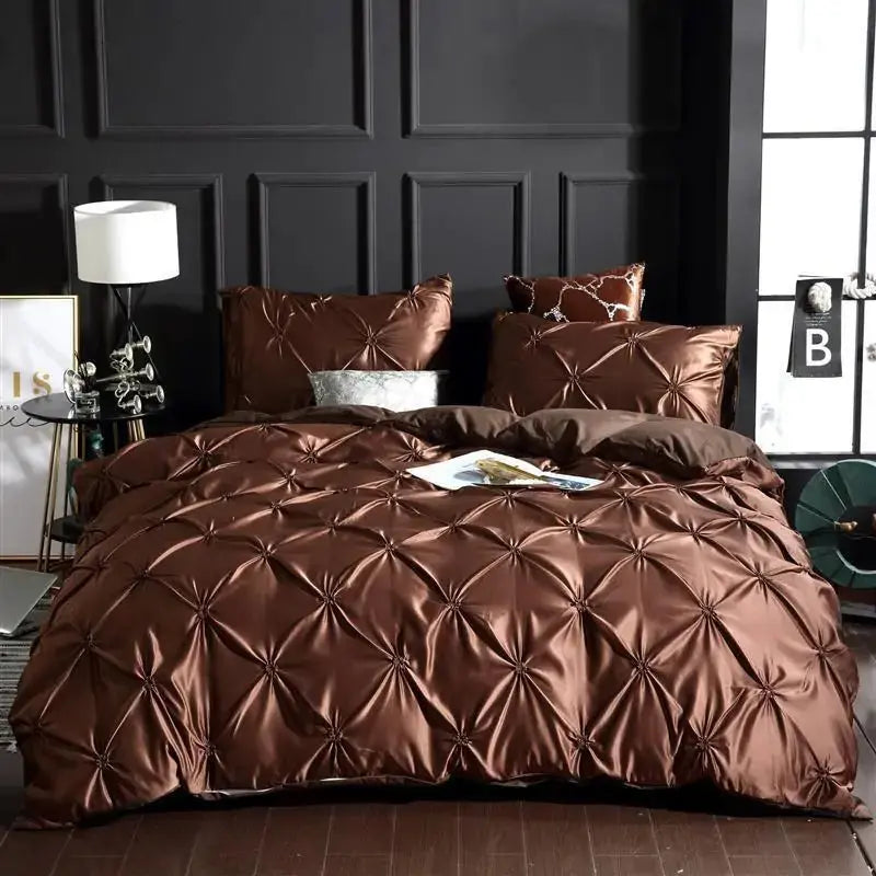 Luxury Silk Bedding Set - Puck's