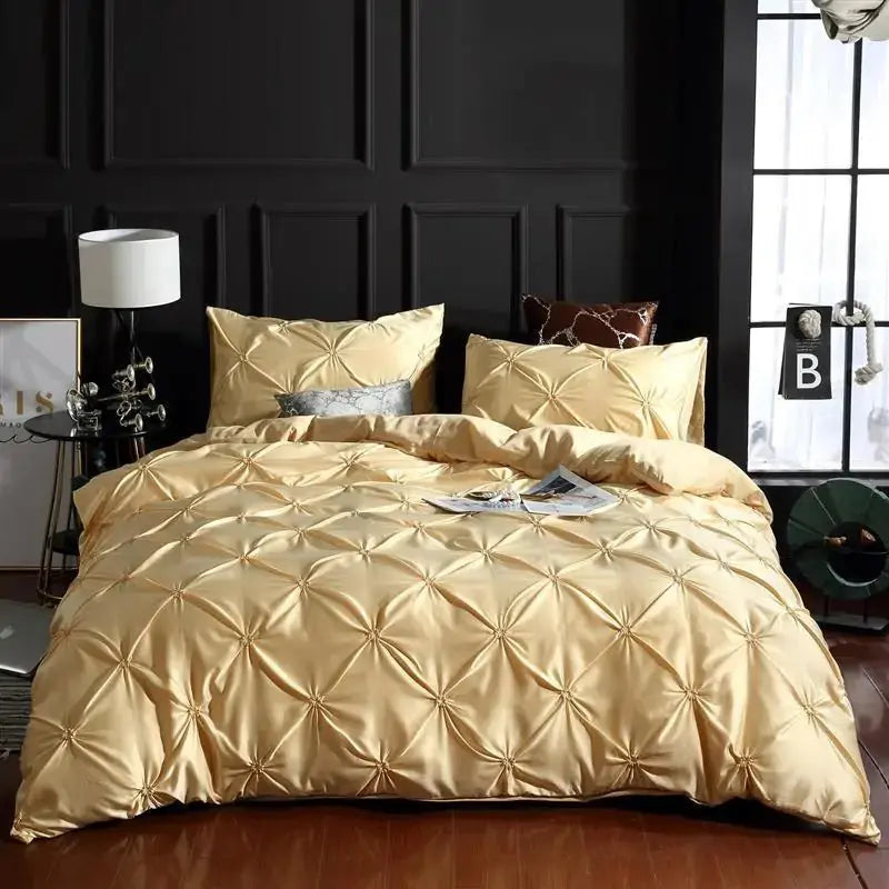 Luxury Silk Bedding Set - Puck's