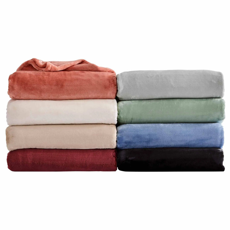 Luxury Velvet Plush Blanket, Soft Green, King - Puck's