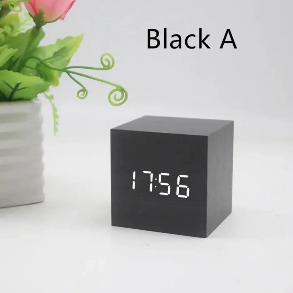 Minimalist Sound-Sensitive Wooden Digital Clock - Puck's