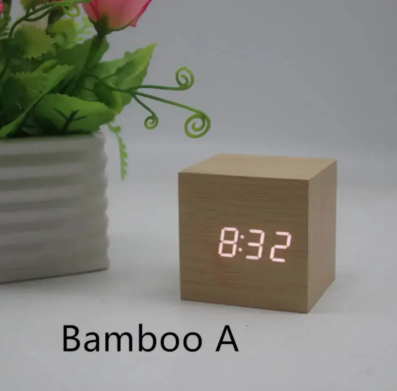 Minimalist Sound-Sensitive Wooden Digital Clock - Puck's