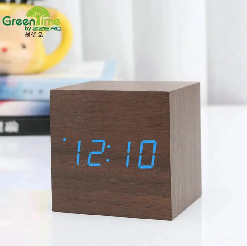 Minimalist Sound-Sensitive Wooden Digital Clock - Puck's