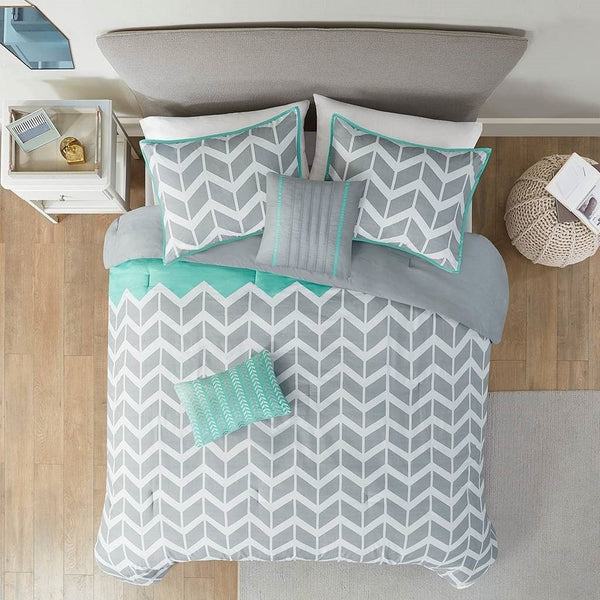 Twin/Twin XL Reversible Comforter Set in Grey White Aqua Teal Chevron Stripe-0