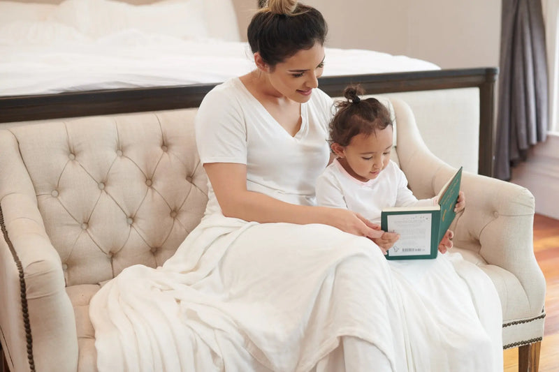 Pristine White Oversized Queen Bamboo Bed Blanket - Puck's