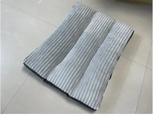 PurrClean Washable Pet Bed - Puck's