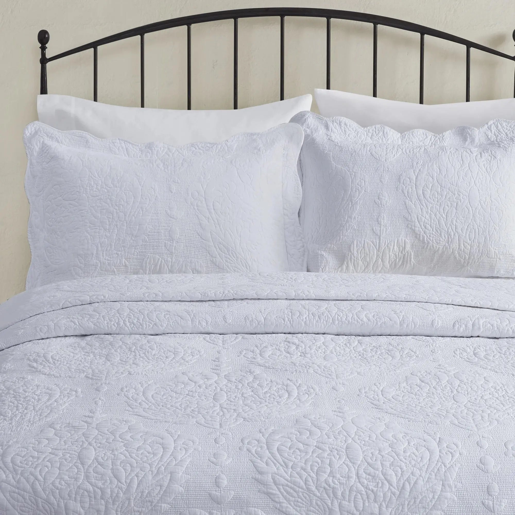Quilted Paisley Medallion Cotton Standard Sham, White, 2 Piece, All Age Groups - Puck's