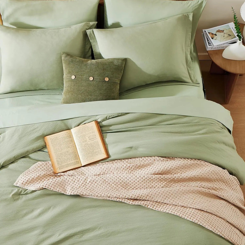 WRENSONGE Sage Green Queen Comforter Set, 7 Pieces Soft Microfiber Comforters Qu - Puck's