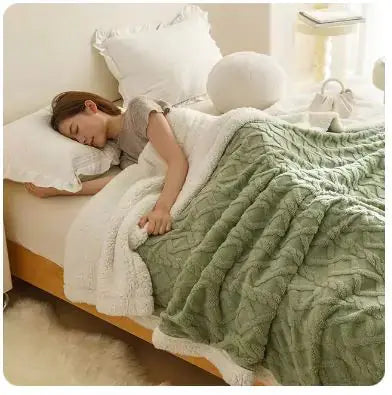Warm Wool Coral Fleece Throw Blanket - Puck's
