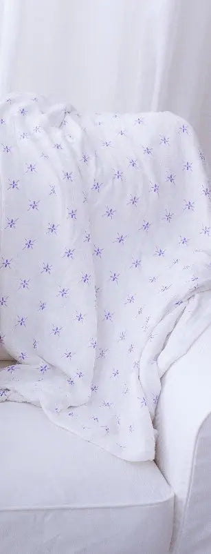 Watercolor Star and White Newcastle Blanket - Puck's