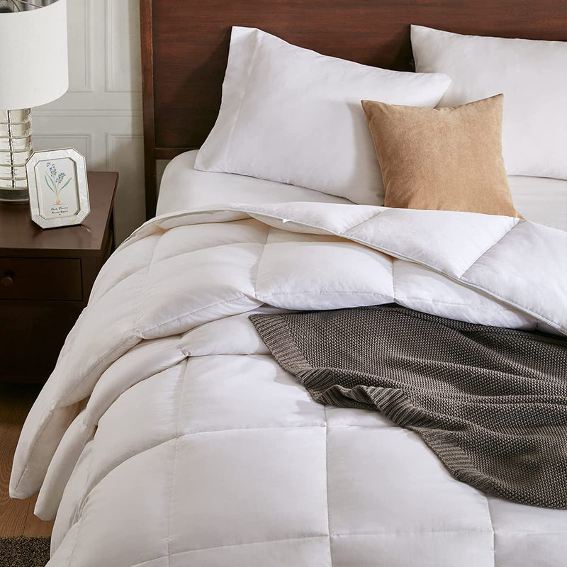 Lightweight down Feather Fibers Comforter Queen Size - Cooling Bed Comforter, Hotel Collection High Fill-Power Thin Duvet Insert for Warm Weather/Hot Sleepers, 90X90, White - Puck's